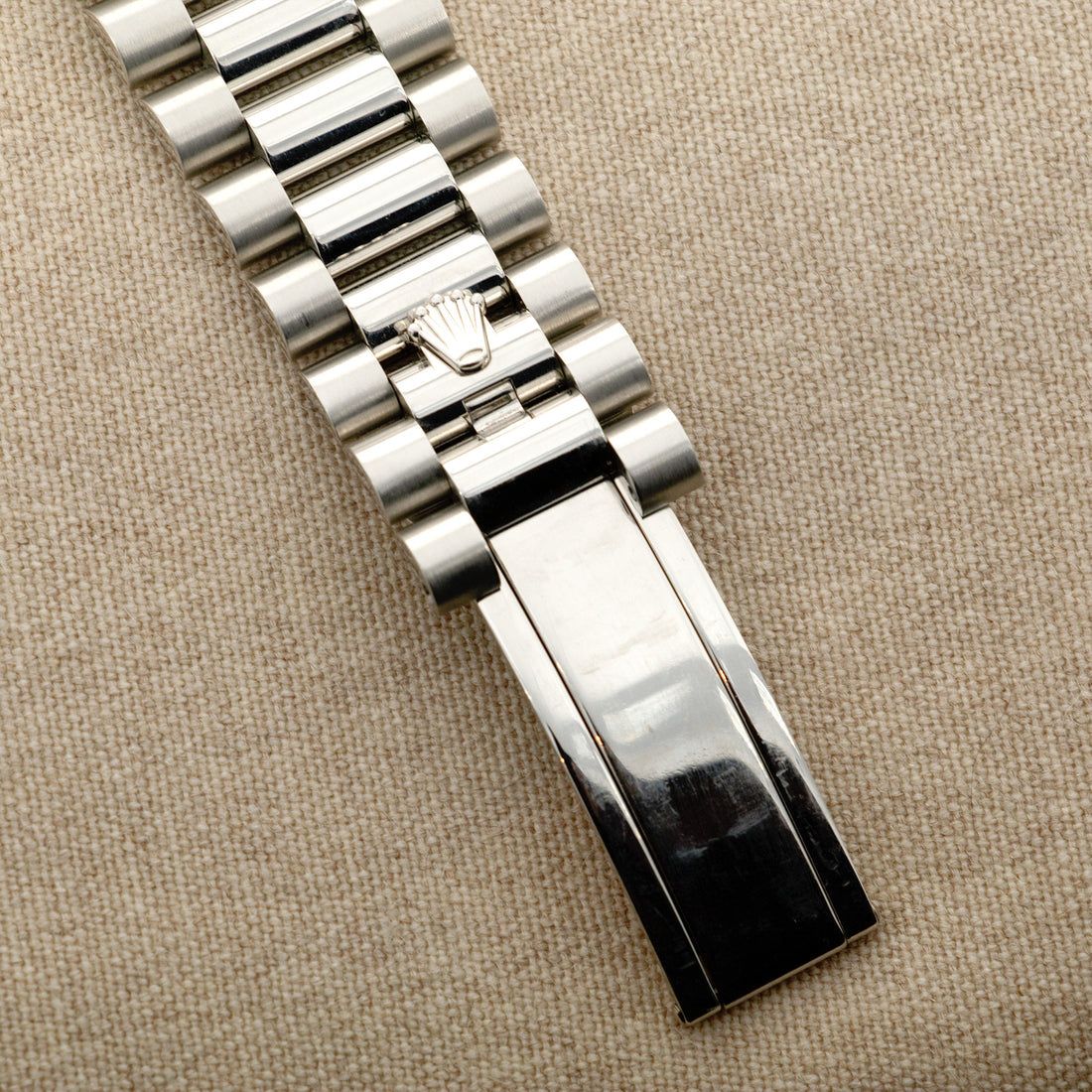 ROLEX PLATINUM DAY-DATE 41MM