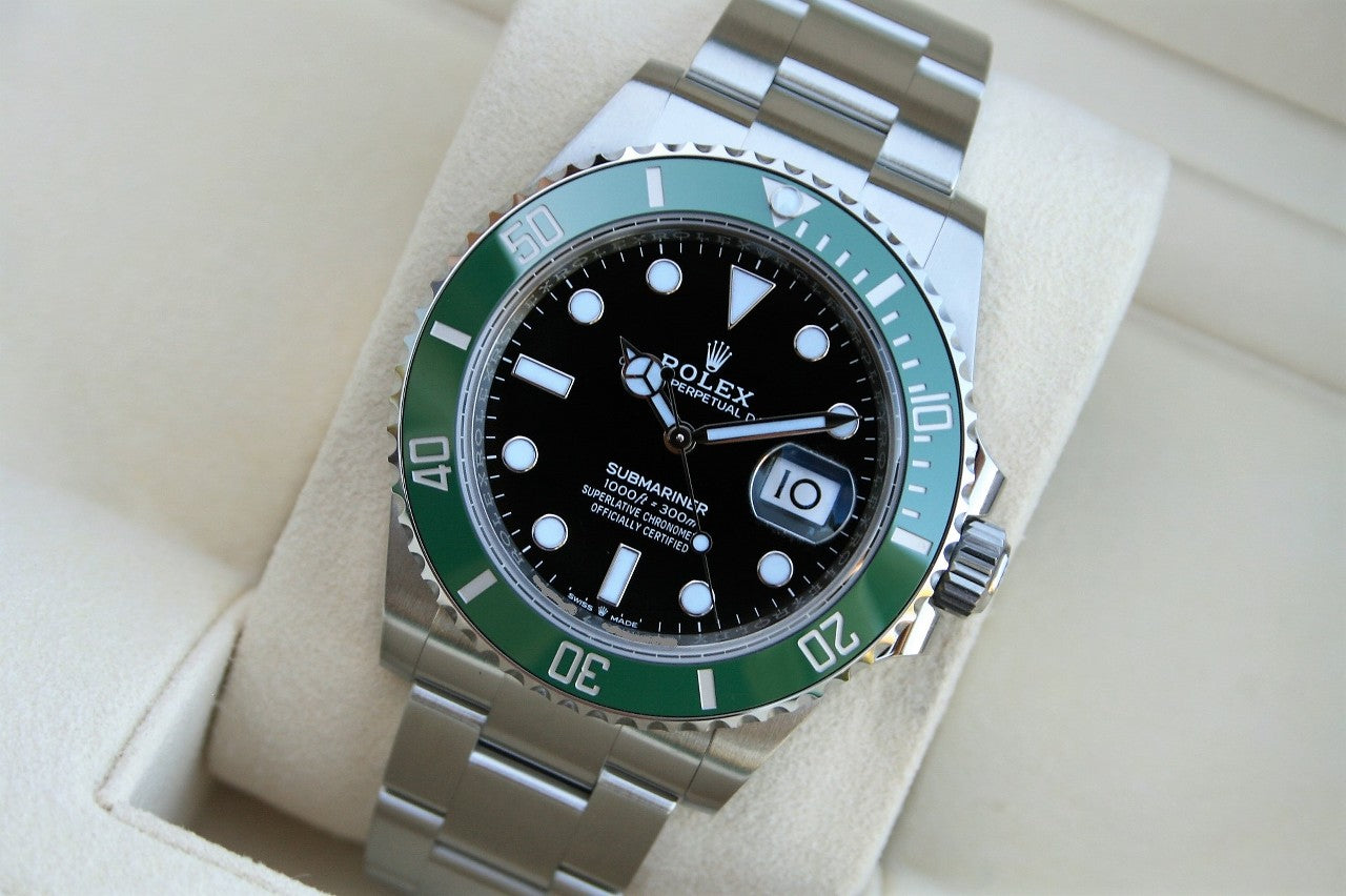 SUBMARINER LUNETTE VERTE MODÈLE Starbucks